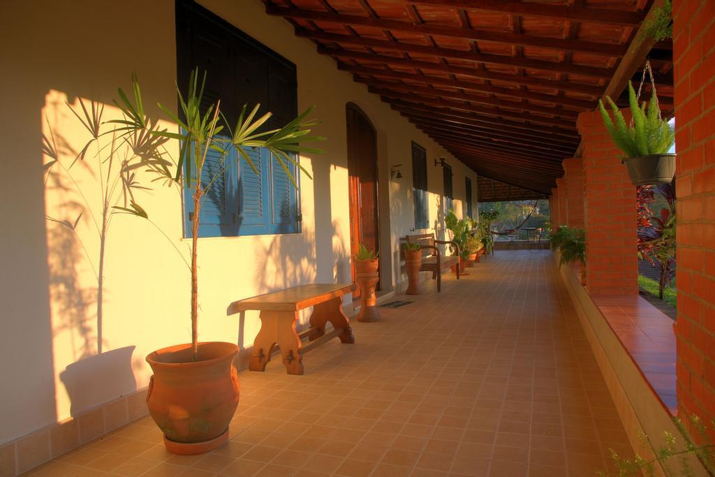 Pousada Coracao Verde Miguel Pereira Buitenkant foto